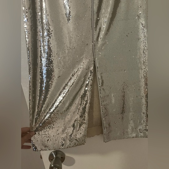 Soirée Skirt in Silver size 4 - Picture 6 of 6